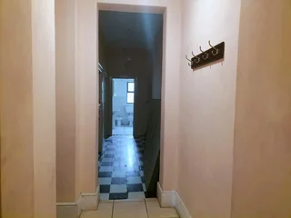 Room to Rent in Warwick Road, Vincent |Security |Convenient