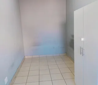 Spacious and Secure Rooms to Let in East London Central |Convenient |Street parking