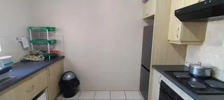 Spacious Room for Rent in Southernwood |Secure Parking |Shared Unit