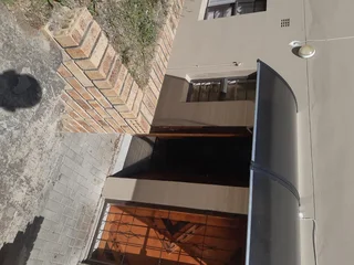 1BR Flat For Rent in Leighton Road, Amalinda |Secure Parking