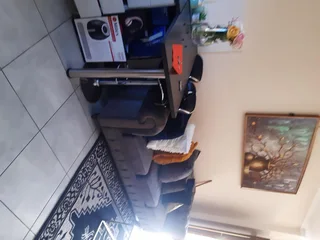 1BR Flat For Rent in Leighton Road, Amalinda |Secure Parking