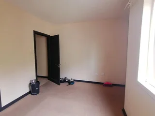 For Rent: Modern 2-Bedroom Flat in Kenwick Close, Braelyn