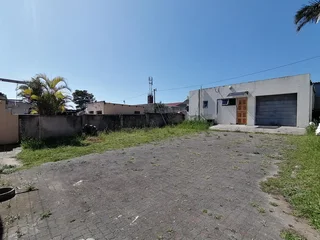 Fresh, Modern, and Low-Maintenance: Newly Renovated 1-BR Granny Flat in Greenfields