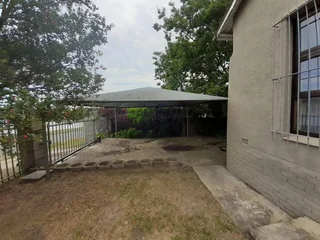 Spacious three-bedroom house in Taylor Road, Cambridge West