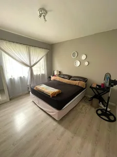 Two Bedroom Flat in Arum Sands, Gonubie |Secure Parking |Convenient |Communal Braai