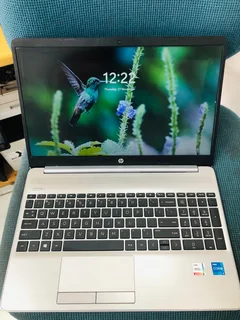 Selling HP 15 Core i5 11th Generation Windows 11 storage is 256GB of NMVe 12 GB of ram just as new