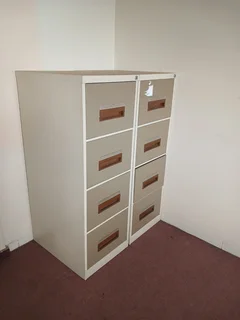 4 Drawer Metal Filing Cabinet for Sale