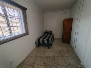 3 × Big new fully furished rooms with private ensuite bathroom available for rent in Belhar