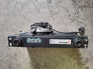 Setrab 16 Row Series Oil Cooler With Spal 12v 96mm Sucking Fan
