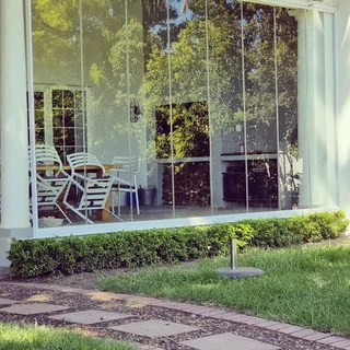 Frameless Glass Sliding, Stacking, Folding Doors