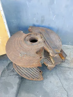 HAZEMAC IMPACT CRUSHER WITH EXTRA ROTOR AND 37KW MOTOR