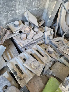 HAZEMAC IMPACT CRUSHER WITH EXTRA ROTOR AND 37KW MOTOR