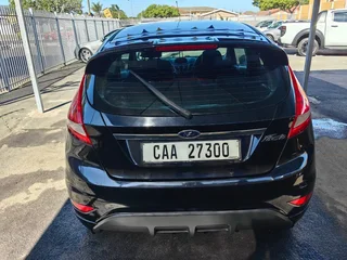 Ford Fiesta 1.6 Titanium 3-Door with 189777km available now!