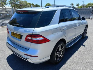 Mercedes-Benz ML 250 BlueTEC 4MATIC with 251332km available now!