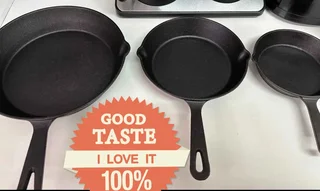 Cast iron frying pan