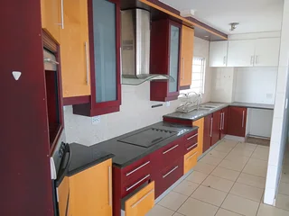 Magnificent 3 Bedroom.Penthoise With Sea views, Morningside