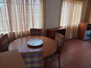 Immaculate   Furnished, Spacious 1 Bedroom Granny Flat, Upper Glenwood