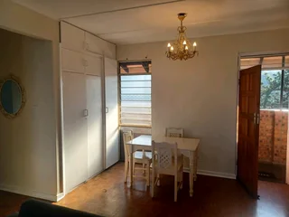 Neat 2.5 Bedroom Fully Furnished FLAT, Windermere, Morningside