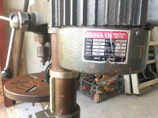 VINTAGE HEAVY DUTY DRILL PRESS