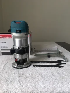 MAKITA TRIMMER