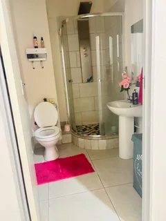 Affordable Room under R3000 in Safe, Central Joburg -  Apartment