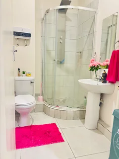 Affordable Room under R3000 in Safe, Central Joburg -  Apartment