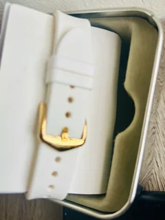 FOR SALE: Stunning White Fossil Watch – Gold & Diamond Accents!