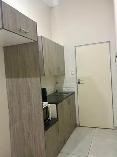 Room to rent for 3 months - affordable room under R3000 in JHB -safe CBD- 1bedroom available in JHB