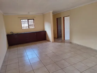 Apartment - Ad posted by Boikanyo Shole