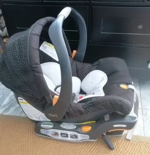 Chicco Latch Fix Seat And Base