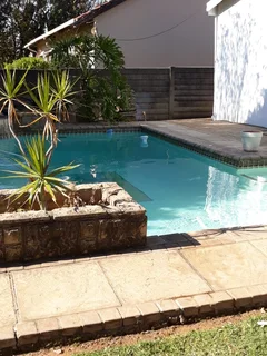 Room to rent in a House at Kew (Near Bramley), Johannesburg