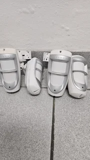 Paradox wireless security beams