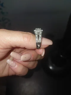 White gold diamond engagement ring please whatsapp on (082 654 3525) do not phone i dont answer un