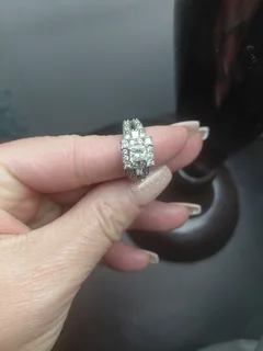 White gold diamond engagement ring please whatsapp on (082 654 3525) do not phone i dont answer un