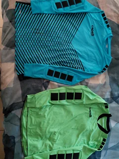 Kids sports clothing