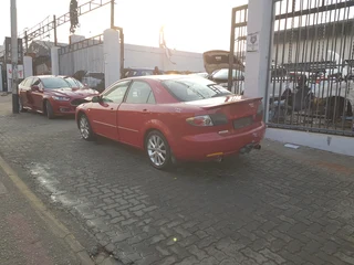 mazda 6  2005 2.3 sedan