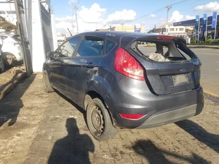 Ford Fiesta 2011 manual 1.6