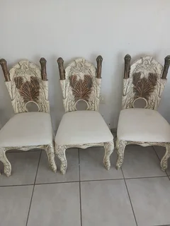 Furn - Ad posted by Siphiwe Hlatshwayo