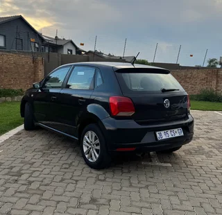 2019 VOLKSWAGEN POLO VIVO 1.4 TRENDLINE