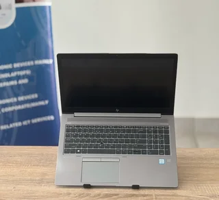 Hp Zbook 15u, G5, Intel(R) Core i7vPro - 8550CPU, 8th Generation with RADEON PRO WX 3100 , MOBILE WO