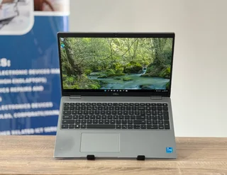 Dell Latitude 5520 , Intel Core i5vPro - 1135CPU,  11th Generation