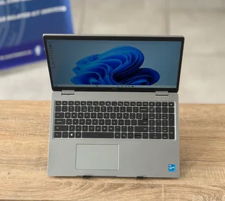 Dell Latitude 5520 , Intel Core i5vPro - 1135CPU,  11th Generation