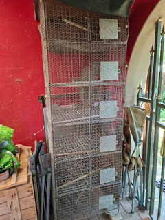 6-Segment Locker Bird Cage