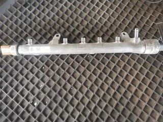 1.6 tdi cylinder head injector rail diesel pump CAY engine