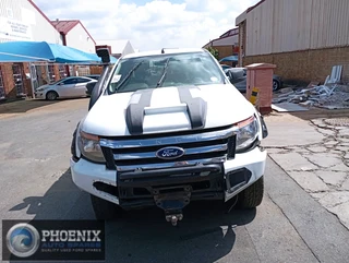 Ford Ranger 3.2 4x4 Auto 2014 Double Cab, Code 2 Stripping for spares and parts!