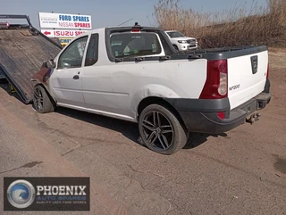 Nissan NP200 1.6 8v Manual 2015 Code 2 Stripping for Spares and Parts!!