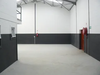 252 sqm Factory / Warehouse with 5 parking bays TO LET in Saxenburg Park 2