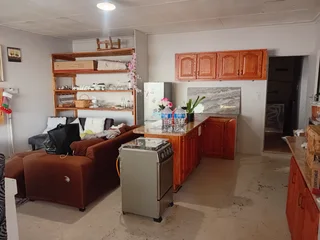 2/3/4 Bed Unit To Let/ Garden Cottage 2 x Ensuite Bedrooms