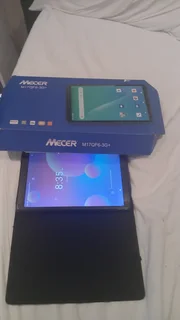 Basically still NEW Mecer Tablet M17QF6-3G+