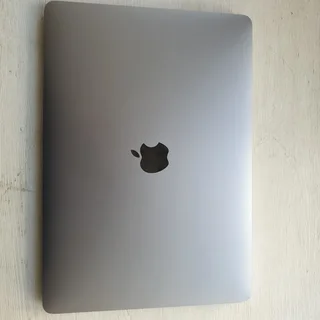 REFURBISHED MacBook Pro/ Touchbar 13.3 -Mid 2019